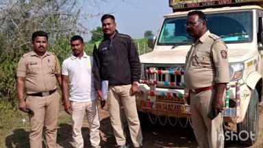 गोंडपिंपरी: गोवंशाची तस्करी करणारा आरोपी अटक, 12 गोवंशाची तस्करी, गोंडपिपरी पोलिसांची कारवाई