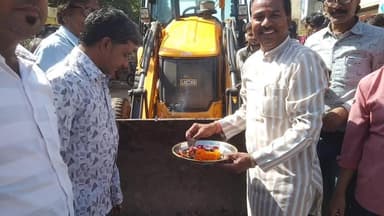 सिंगोली: नीमच-सिंगोली सड़क मार्ग का निर्माण शुरू, पूर्व मंत्री ओमप्रकाश सखलेचा ने किया शुभारंभ