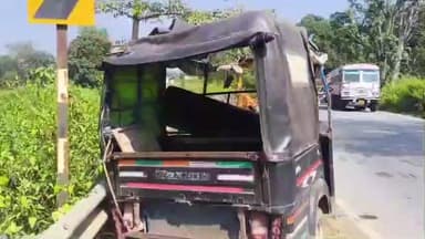 बोलबा: फरसाबेड़ा के पास अज्ञात वाहन की टक्कर से टेंपो क्षतिग्रस्त, टेंपो चालक बाल-बाल बचा