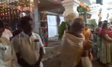 సంగారెడ్డి: శ్రీ క్షేత్రంలో కార్తీక దీపోత్సవం, దీపాలు వెలిగించిన రంగంపేట పీఠాధిపతి శ్రీ మాధవానంద సరస్వతి స్వామి