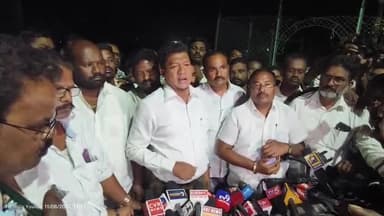 పలాస: ప్రశ్నిస్తే కూటమి ప్రభుత్వం అక్రమ కేసులు పెట్టేస్తారా : మాజీ మంత్రి సీదిరి అప్పలరాజు