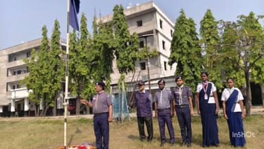 नौतनवा: नौतनवा में आयोजित तीन दिवसीय स्काउट्स और गाइड्स के प्रशिक्षण शिविर का समापन