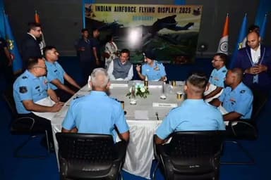 আজাৰা: বৰঝাৰ বায়ুসেনা ষ্টেচনত মুখ্যমন্ত্ৰী হিমন্ত বিশ্ব শৰ্মা