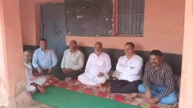 करेली: ग्राम सिमरिया कला पहुंचे पूर्व राज्यसभा सांसद कैलाश सोनी, शोकाकुल परिवारों से की मुलाकात