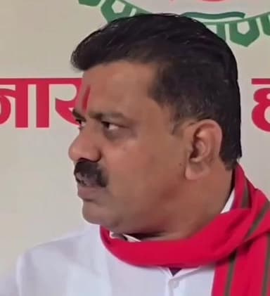 सहसपुर लोहारा: डिप्टी सीएम विजय शर्मा ने विपक्ष पर निशाना साधते हुए कहा- जहां जीत जाते हैं, वहां नया कपड़ा पहनकर शपथ लेते हैं