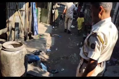আজাৰা: পাণ্ডুত অবৈধ চুলাইৰ বিৰুদ্ধে আৰক্ষীৰ অভিযান