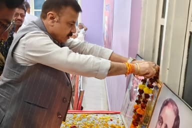 गाडरवारा: गाडरवारा विधानसभा क्षेत्र के मंडल सांईखेड़ा में मतदाता सूची "विशेष गहन पुनरीक्षण 2025" #SIR की मंडल कार्यशाला हुई।