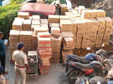 पूर्णिया 8/11/2025
मीडिया कोषांग:-
प्रेस विज्ञप्ति 1481
बिहार विधान सभा आम निर्वाचन, 2025 के अवसर पर मद्यनिषेध एवं उत्प...