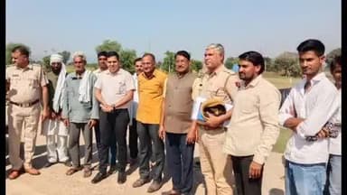 बाडमहासिंहपुरा के गैर मुमकिन रास्ते से पुलिस प्रशासन ने हटाया अतिक्रमण