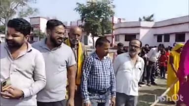 गुलाबगंज: सांसद खेल महोत्सव में गुलाबगंज में महिलाओं के बीच रस्साकशी और अन्य प्रतियोगिताएं हुईं