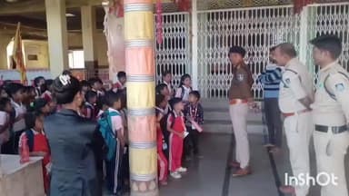 कुम्भराज: गुना पुलिस ने चलाया ऑपरेशन मुस्कान, चाचौड़ा और मृगवास थाना के स्कूलों में बच्चों को किया जागरूक