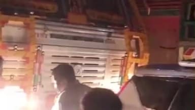 ચોટીલા: ચોટીલા હાઇવે પર એક ટ્રક અને ત્રણ કાર વચ્ચે અકસ્માત સર્જાયો, કોઈ જાનહાનિ નહીં