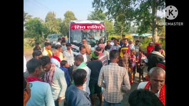 मेहरमा: मेहरमा में पानी की समस्या से परेशान ग्रामीणों ने गोड्डा-पीरपैंती मुख्य मार्ग NH-133 किया जाम