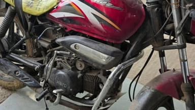 মুরারই ১: ঝাড়খন্ড লাগুয়া ঢুড়িয়া গ্রামের কাছে কাঠ বোঝাই চারটি বাইক বাজেয়াপ্ত করল পুলিশ, নম্বর বিহীন বাইকের তদন্ত শুরু