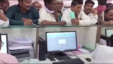 खुलताबाद: तालुक्यातील १९,८०० शेतकऱ्यांच्या खात्यात १२.१७ कोटींचे अतिवृष्टी अनुदान जमा