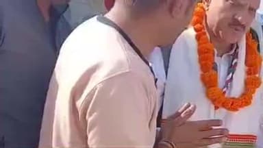 पिंडवाड़ा: उडवारिया टोल प्लाजा पहुंचे राज्यसभा सांसद नीरज डांगी का कांग्रेस कार्यकर्ताओं और पदाधिकारियों ने किया स्वागत