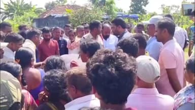 గోవిందరావుపేట: కన్నాయిగూడెంలో బాలుడు మృతదేహంతో ఆసుపత్రి ఎదుట ధర్నా