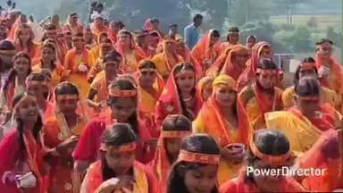 सारवां: टिकोरायडीह गांव में श्री श्री 1008 शिव शक्ति महायज्ञ के लिए निकली भव्य कलश शोभा यात्रा, उमड़े श्रद्धालु