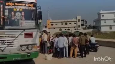 యాలాల్: లక్ష్మీ నారాయణపూర్ సమీపంలో విరిగిన ఆర్టీసీ బస్ స్టీరింగ్ రాడ్, తప్పిన పెను ప్రమాదం