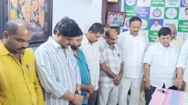 తణుకు: వైసిపి నియోజకవర్గ యువజన విభాగ అధ్యక్షుడు వీరమల్లు ఫణి అకాల మరణం పార్టీకి తీరని లోటు : మాజీ మంత్రి కారుమూరి