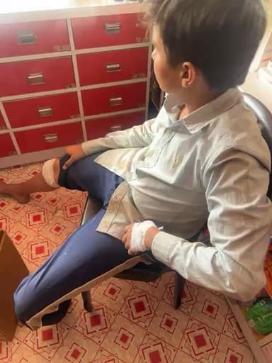 Aaj 3:00 baje accident 👍🏻