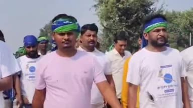 बारुन: प्रचार के अंतिम दिन मृत्युंजय यादव ने 30 किलोमीटर तक नंगे पांव पदयात्रा की