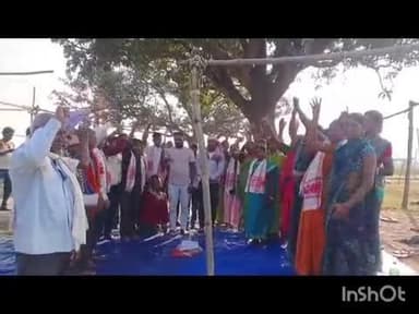 दुलमी: राजी पड़हा सरना प्रार्थना सभा द्वारा इचातु सरना स्थल पर झंडा गड़ी कार्यक्रम का आयोजन