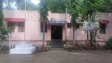 शिंदखेडा: शिव पेट्रोल पंपाजवळ ट्रॅक्टर व रिक्षाचा भिषण अपघातात एकाचा मृत्यू अज्ञात चालकाविरुद्ध नरडाणा पोलिसात गुन्हा दाखल.