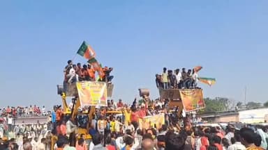 पलासी: धरमगंज मेला ग्राउंड में योगी आदित्यनाथ ने चुनावी जनसभा में राजद और कांग्रेस पर जमकर किया हमला