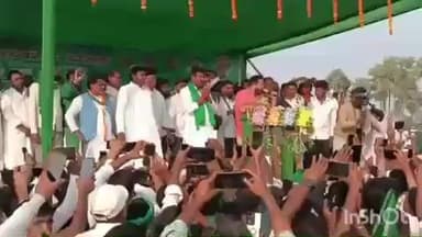 हसपुरा: तेजस्वी यादव ने पत्थरौल हाईस्कूल के मैदान में चुनावी सभा को संबोधित करते हुए कहा- इंडिया महागठबंधन की बनेगी सरकार