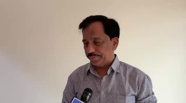 कणकवली: नारायण राणे आमचे नेते त्यांना आम्हाला बोलण्याचा अधिकार- माजी आमदार राजन तेली