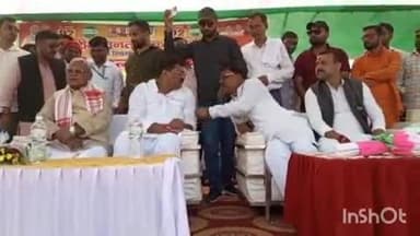 मदनपुर: मदनपुर खेल मैदान पर एनडीए प्रत्याशी के पक्ष में जीतन राम मांझी और उमेश कुशवाहा ने किया चुनावी सभा का संबोधन