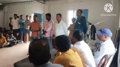 সাঁকরাইল: আটাডিহা পোল্ট্রি খামারে শ্রমিকদের দাবিদাওয়া নিয়ে বৈঠক — পাশে আইএনটিটিইউসি নেতৃত্ব