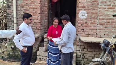 कुरावली: एसडीएम ने कर्मचारियों के साथ गाँव दिवरई में मतदाताओं के साथ की बैठक