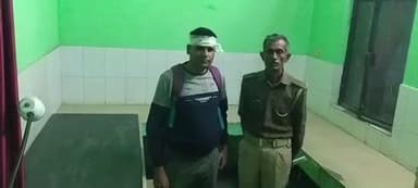 बदायूं: नसरुल्लापुर गांव में बाइक पर कालिख लगाने को लेकर दो पक्षों में लाठी-डंडे व ईंट-पत्थर चले, 3 लोग घायल