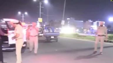 ਐਸਏਐਸ ਨਗਰ ਮੁਹਾਲੀ: ਨਿਊ ਚੰਡੀਗੜ੍ਹ ਵਿਖੇ ਓਮੈਕਸ ਸਿਟੀ ਵਿੱਚ ਐਸਐਚਓ ਅਮਨਦੀਪ ਦੀ ਦੇਖਰੇਖ ਹੇਠ ਲਗਾਇਆ ਗਿਆ ਨਾਕਾ