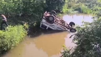 सिलवानी: बम्होरी में बड़ा हादसा: बोलेरो पुल से नीचे गिरी, कोई जनहानि नहीं