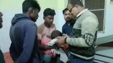 बबेरू: परसौली गांव में सड़क पर खेल रहा मासूम बच्चा बैलगाड़ी की चपेट में आने से गंभीर रूप से घायल, जिला अस्पताल किया रिफर