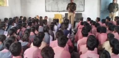 ढीमरखेड़ा: परिवार के साथ रहेंगे तो मुस्कान बनी रहेगी: ढीमरखेड़ा पुलिस का 'मुस्कान अभियान'