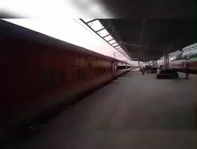 বালুরঘাট: এক যুগ পর গতি ফের বালুরঘাট-হিলি রেল প্রকল্পে, জবরদখল জমি ফাঁকা করা সহ ওভার ব্রিজের কাজ শুরু