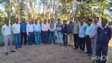 हरिपुर: सिविल सप्लाई कॉर्पोरेशन हिमाचल सरकार के वाइस चेयरमैन विशाल चंबियाल ने देहरा में कांग्रेसी कार्यकर्ताओं के साथ बैठक की