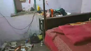 खड़गपुर: खड़गपुर में चोरों ने बंद मकान का ताला तोड़कर लाखों के जेवर, नकदी, अनाज और घरेलू सामान चुराए