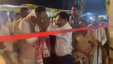 পলাশবাৰী: ৰামপুৰ ৰাস মহোৎসৱত উপস্থিত বিধায়ক হেমাংগ ঠাকুৰীয়া