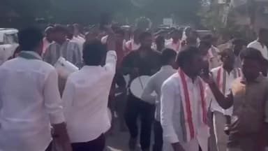 సిద్దిపేట అర్బన్: జూబ్లీహిల్స్ ఉప ఎన్నికల ప్రచారంలో పాల్గొన్న, దుబ్బాక ఎమ్మెల్యే చెరుకు శ్రీనివాస్, కాంగ్రెస్ పార్టీ ప్రజలకు అండగా ఉంటుంది