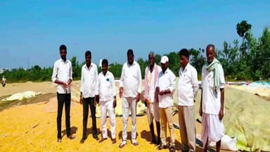 సిద్దిపేట అర్బన్: దౌల్తాబాద్ లో పీఏసీఎస్ ఆధ్వర్యంలో మొక్కజొన్న కొనుగోలు కేంద్రాన్ని వెంటనే ప్రారంభించాలి, కాంగ్రెస్ నాయకుల డిమాండ్