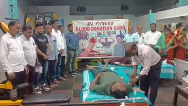 ଖଲ୍ଲିକୋଟ୍: ପୁରୁଷୋତ୍ତମପୁର ଆର୍ ଜେ ଫିଟନେସ ପରିସରରେ ସ୍ଵେଚ୍ଛାକୃତ ରକ୍ତ ଦାନ ଶିବିର ଅନୁଷ୍ଠିତ