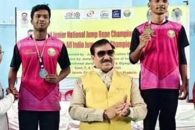 सारंगपुर: रीवा में 22वीं राष्ट्रीय जंप रोप प्रतियोगिता में सारंगपुर विधायक गौतम टेटवाल ने प्रतिभागियों को किया सम्मानित