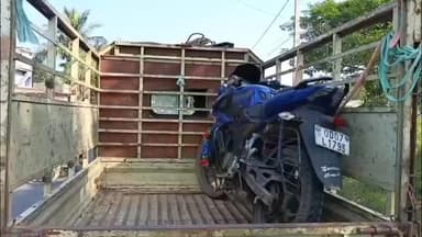 ଆସିକା: କଲେଜ ଛକ ନିକଟରେ ଦୁଇ ବାଇକ ମୁହାଁମୁହିଁ ଧକ୍କା,ଜଣେ ଗୁରୁତର