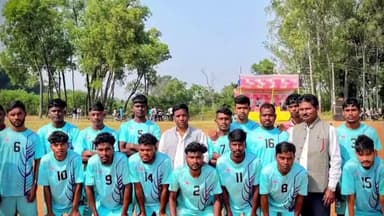 ঝালদা ১: স্বর্গীয় শিব শংকর মাহাতোর স্মৃতির উদ্দেশ্যে ১৬ দলীয় ফুটবল খেলার আয়োজন