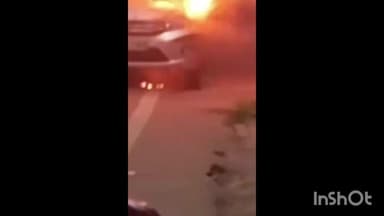 പാലക്കാട്: പാലക്കാട് മുണ്ടൂരിൽ ഓടിക്കൊണ്ടിരുന്ന കാറിന് തീപിടിച്ചു